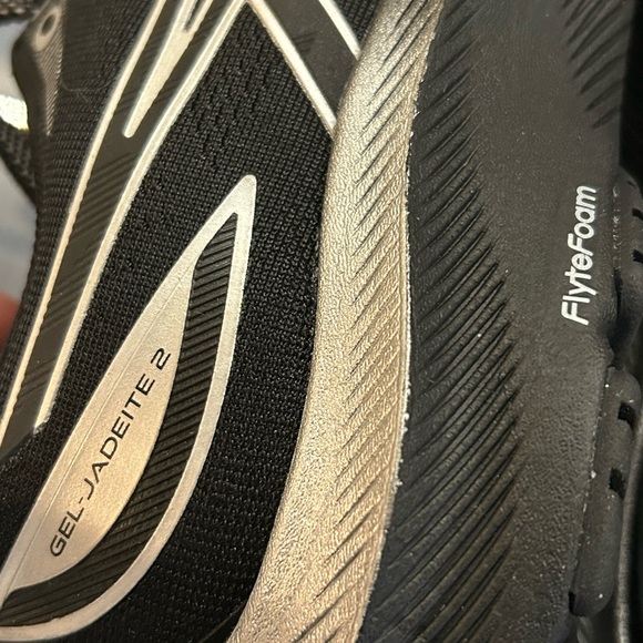 Asics Gel-Jadeite 2 Womens Running Shoes Black Silver 1012B270 Size 9 NEW